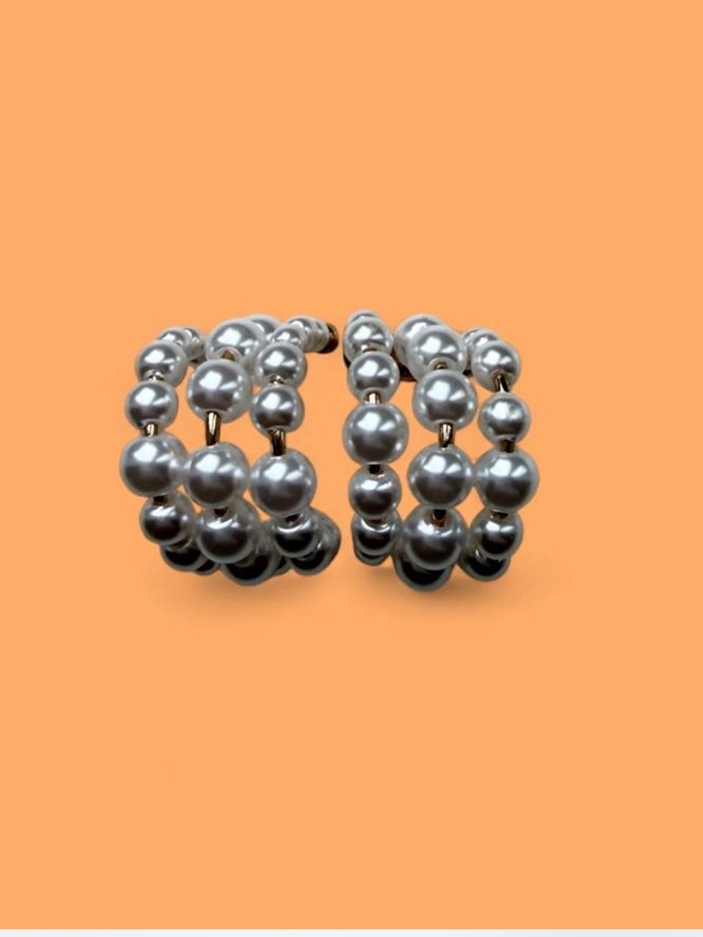 Posca Ear Cuff Pearl